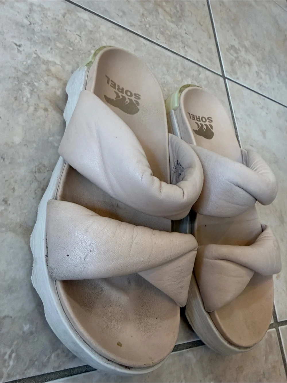 Sorel like leather sandals